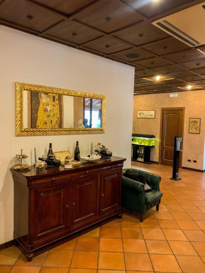 Hotel La Locanda Della Franciacorta Corte Franca Esterno foto