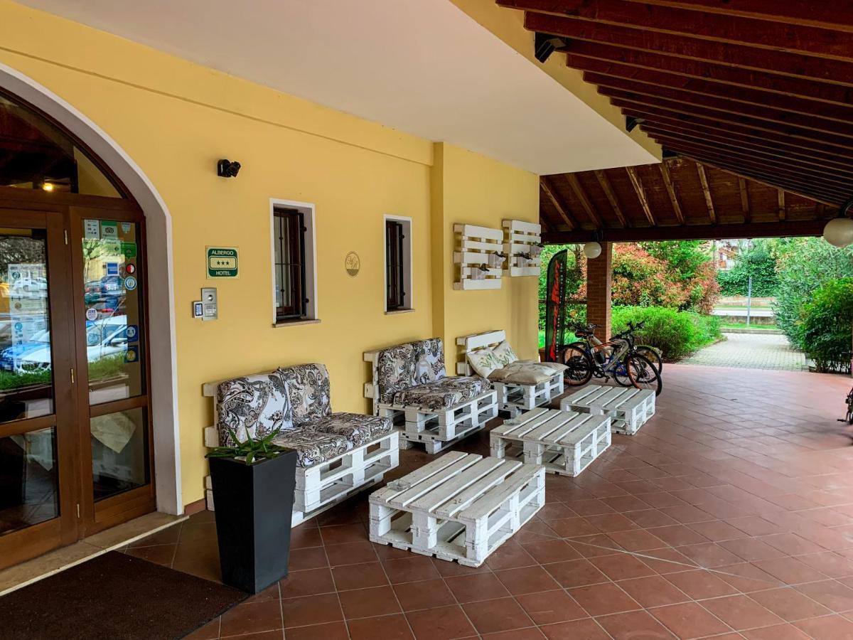 Hotel La Locanda Della Franciacorta Corte Franca Esterno foto